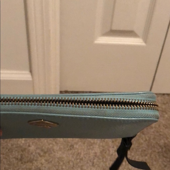 Kate Spade Zip Wallet - Picture 5 of 5